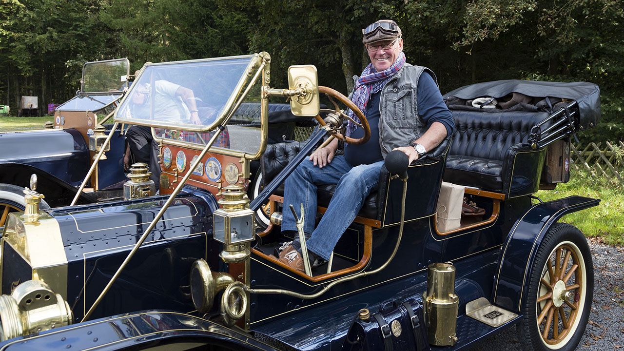 Wilfried Roth in einem Ford T aus dem Jahr 1911