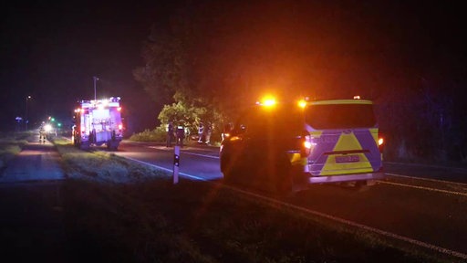 Feuerwehr und Polizei am Unfallort