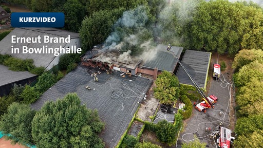 Ehemalige Bowlinghalle in Borken erneut in Flammen | Video | TN