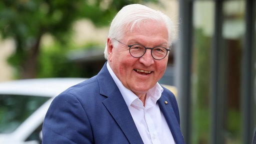 Bundespräsident Frank-Walter Steinmeier lacht
