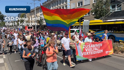 CSD-Demo zieht durch Solingen