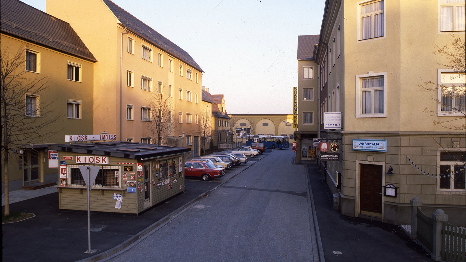 Aussenkulisse Lindenstrasse