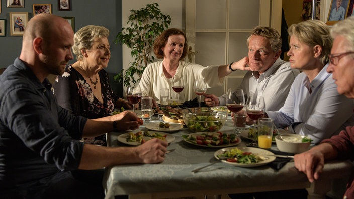 Lindenstraße-Folge 1734 Champagnergelüste