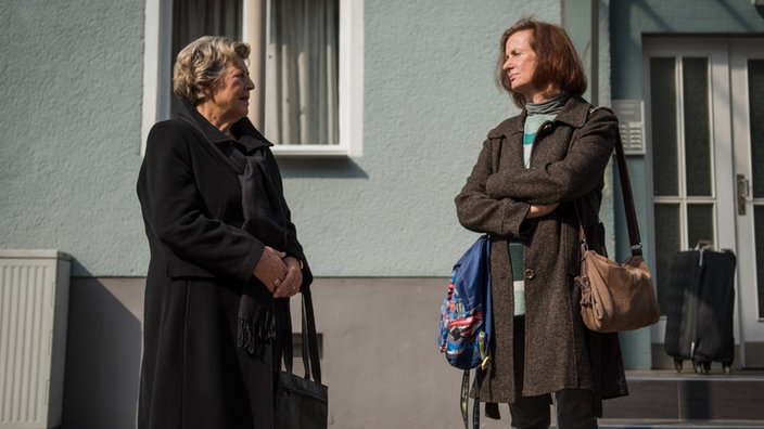 Lindenstraße-Folge 1696 Der Mann im Aufzug