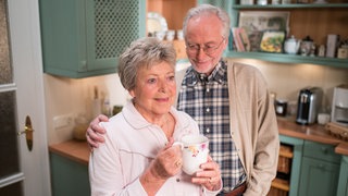 Lindenstraße-Folge 1754 Die Geister, die Helga riefen