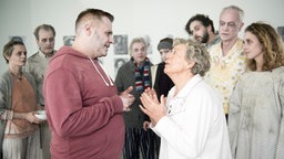 Lindenstraße-Folge 1754 Die Geister, die Helga riefen