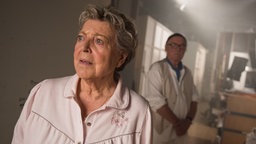 Lindenstraße-Folge 1754 Die Geister, die Helga riefen