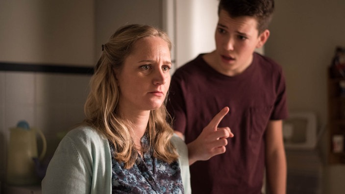 Lindenstraße-Folge 1713 Ein Sturm kommt auf
