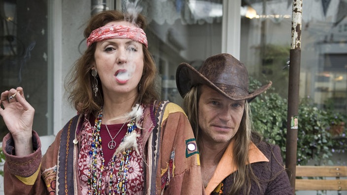 Anna und Zorro als Hippi-Paar