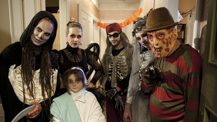 Antonia, Angelina, Josi, Alex, Klaus und Momo am Set