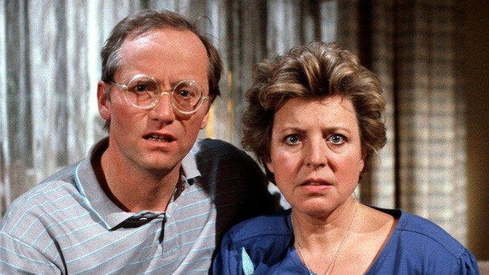 Böse Überraschung für Helga (Marie-Luise Marjan) und Hans (Joachim Hermann Luger).