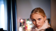 Caro am Set