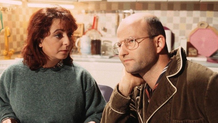 Claudia (Manon Straché) kann ihren Bruder Dieter (Steffen Gräbner) nicht mehr lange gegenüber Olaf verteidigen.
