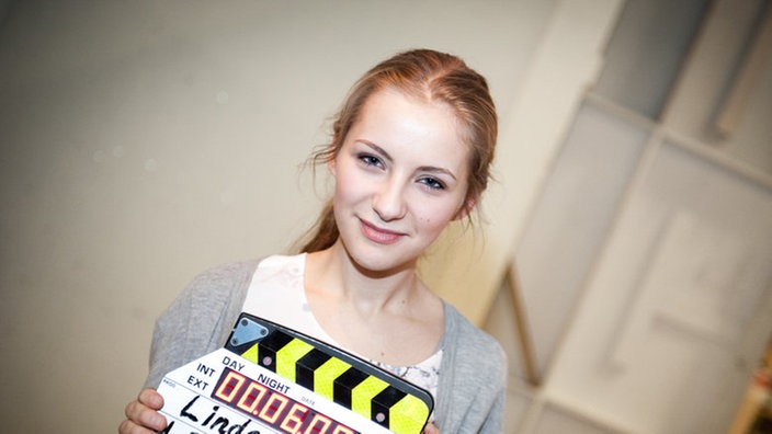 Cynthia Cosima zeigt ihre letzte Klappe
