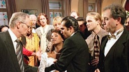 Der Hochzeitsschreck: Olafs Nachricht zieht Mary den Boden unter den Füßen weg.