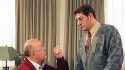 Dressler redet auf Ahmet ein