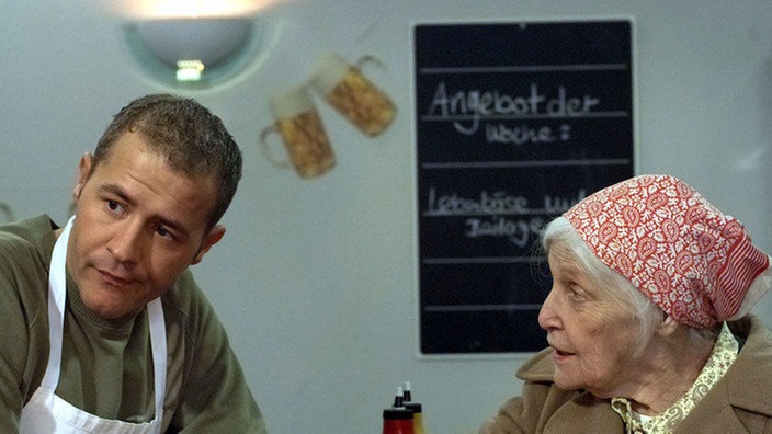 Else redet auf Olli ein
