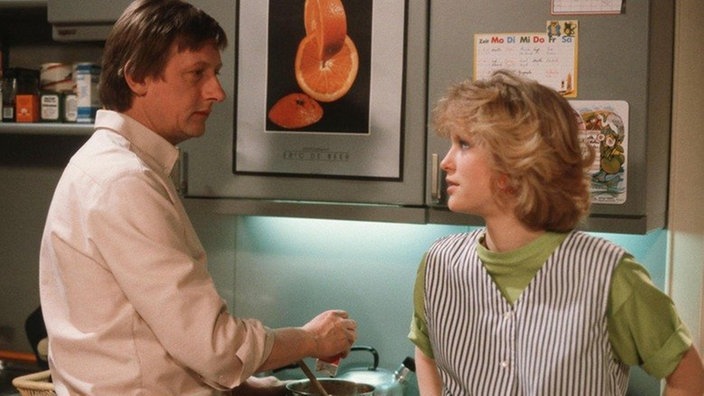 Franz (Raimund Gensel) und Tanja (Sybille Waury) machen sich große Sorgen um die schwerkranke Meike.