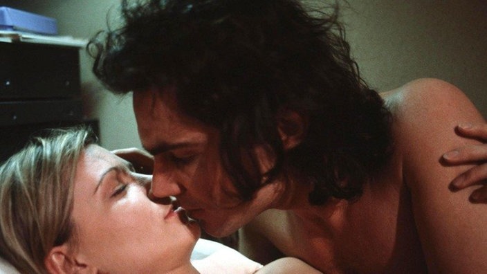 Geheime Leidenschaft: Gabi (Andrea Spatzek) und Phil (Marcus Off).