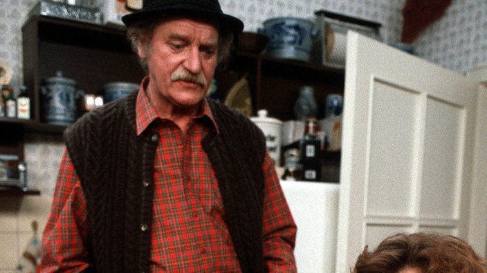 Gottlieb Griese (Fritz Bachschmidt) will, dass Tochter Henny (Monika Woytowicz) sich ihren Eheproblemen stellt.