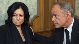 Hajo (Knut Hinz) ist traurig, Sabrina (Susanna Capurso) verzweifelt: Der Tod von Roberto kam für alle überraschend.