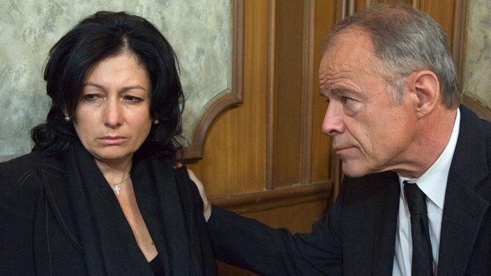 Hajo (Knut Hinz) ist traurig, Sabrina (Susanna Capurso) verzweifelt: Der Tod von Roberto kam für alle überraschend.