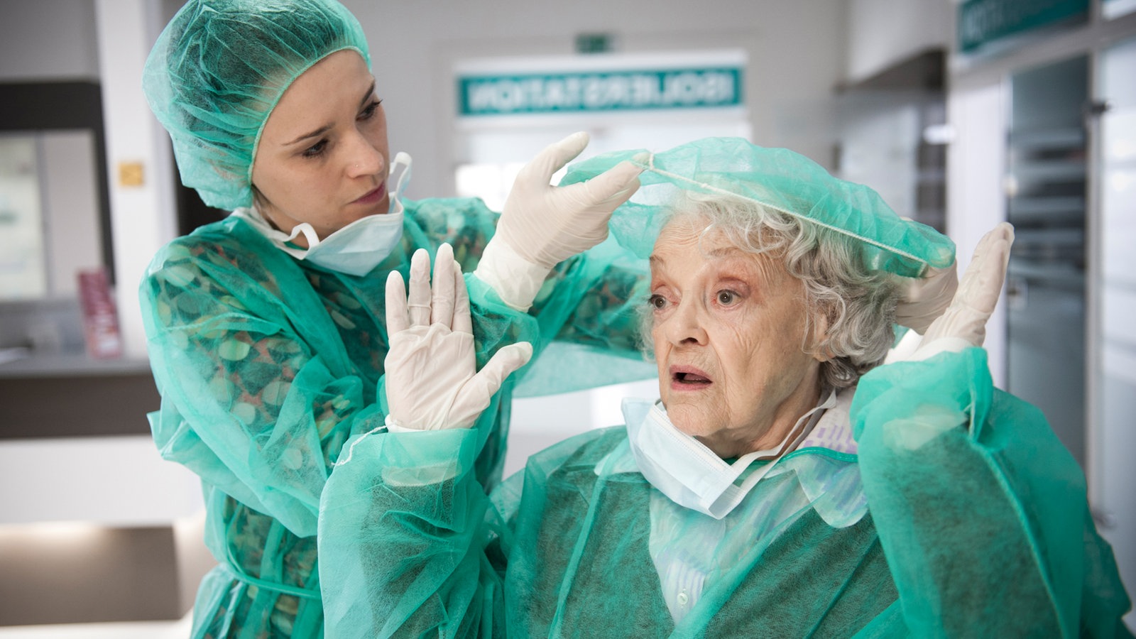 Hilde mit Angelina im Krankenhaus