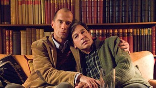 In alter Freundschaft: Carsten (Georg Uecker, links) steht dem todgeweihten Gerd (Günter Barton) bei.