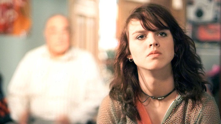 Jack (Cosima Viola) ist sauer, dass Dressler sie im Fall Mikis hintergangen hat.