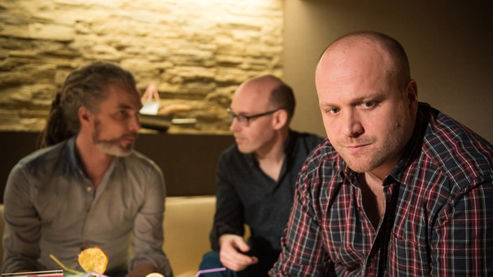 Klaus wendet sich von Momo und Philipp ab