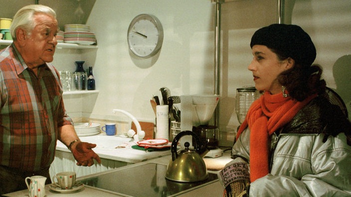 Kündigung: Wenn Beate (Susanne Gannott) ihre Wohnung auflöst, sitzt Egon (Wolfgang Grönebaum) auf der Straße.