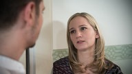 Lisa redet mit Timo