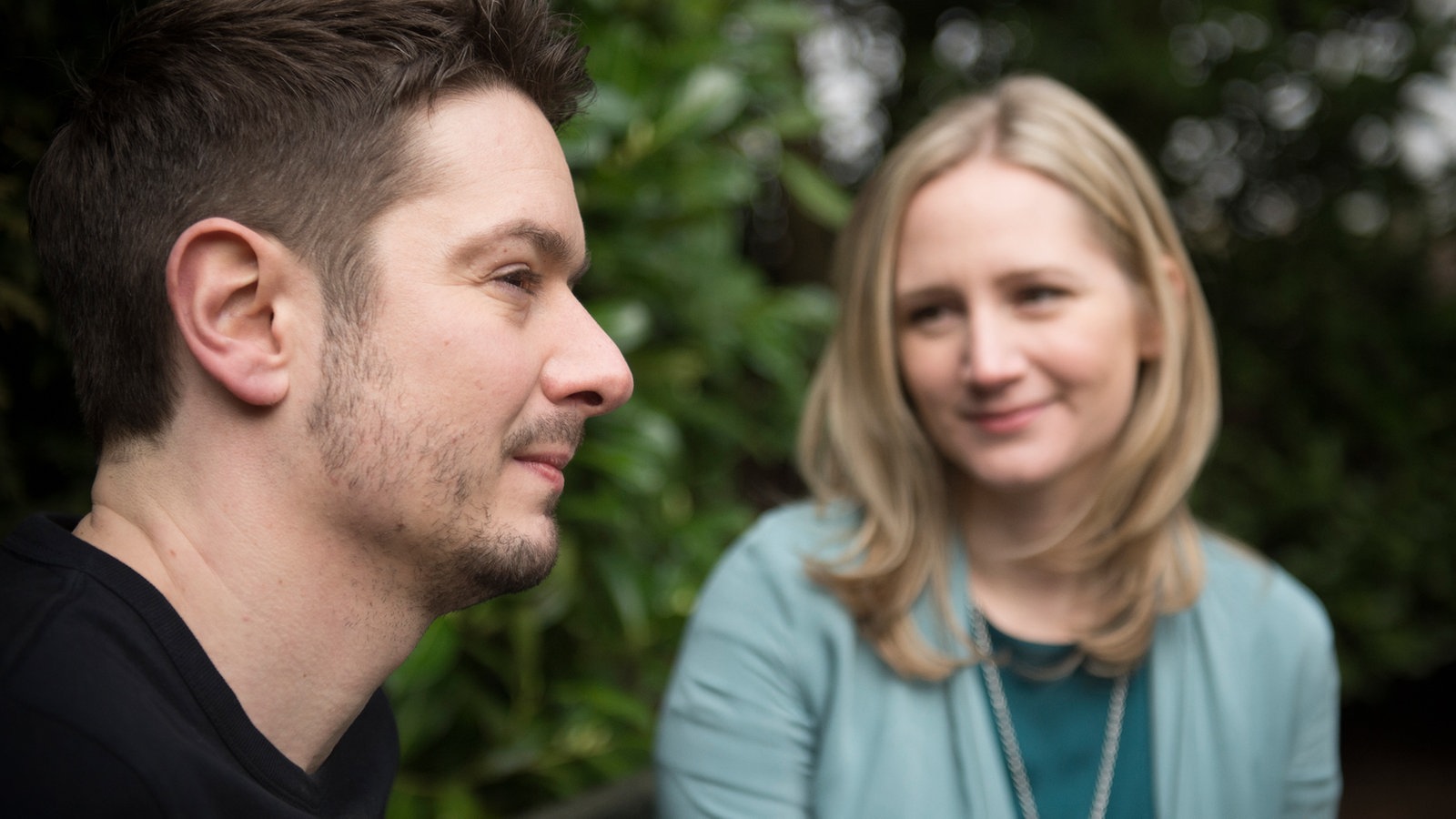 Lisa trifft sich mit Timo