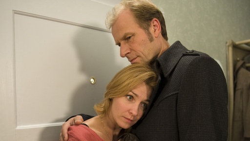 Maria und Ernesto leiden unter dem ewigen Versteckspiel.