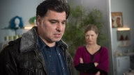 Murat spricht mit Tanja