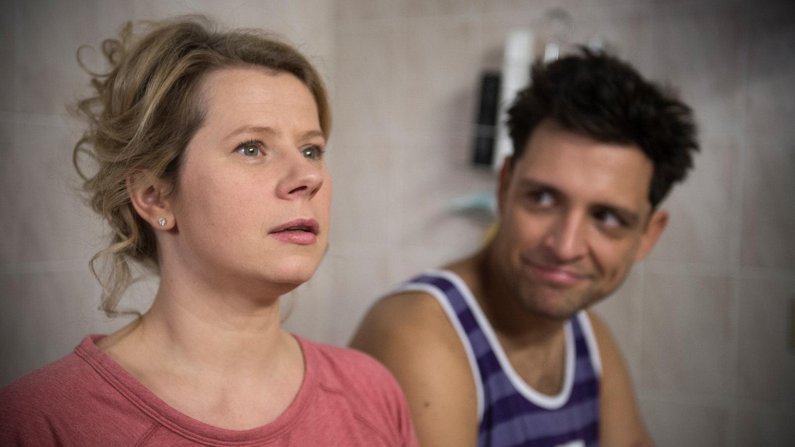 Nina und Enzo reden