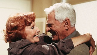"Nutze den Tag": Amélie (Anna Teluren) und Priesnitz (Carlos Werner) genießen jede gemeinsame Minute.