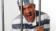 Olli hinter Gittern
