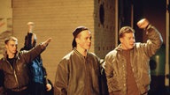 Olli und Klaus stehen auf der Lindenstraße