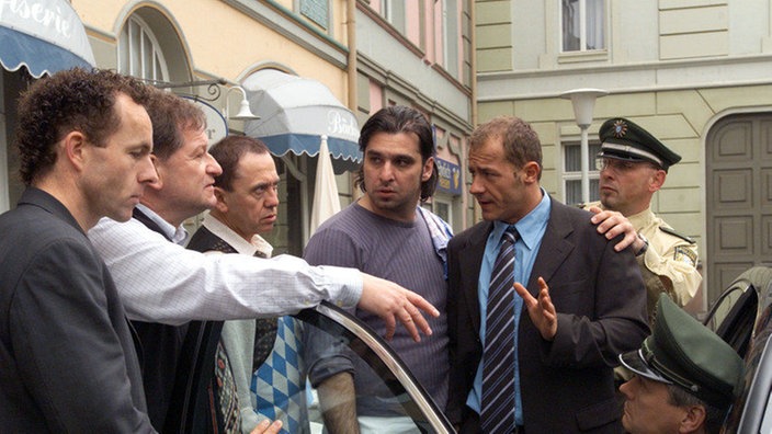 Olli wird auf der Kastanienstraße verhaftet