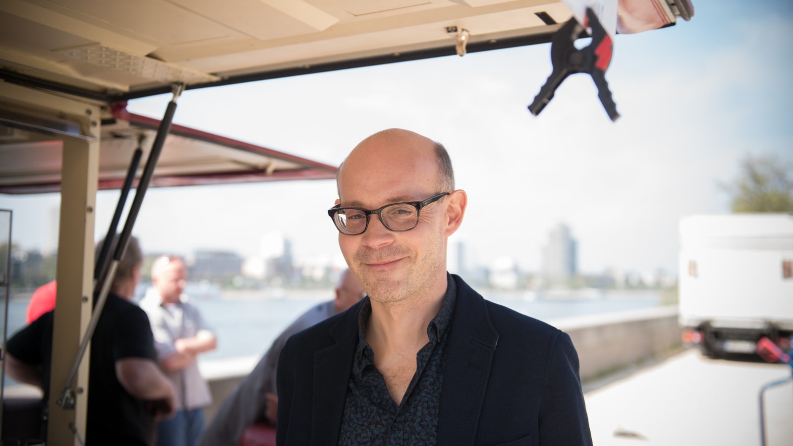 Philipp lächelt