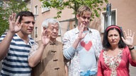 Sabrina, Enzo, Gung und Lotti winken auf der "Lindenstraße"
