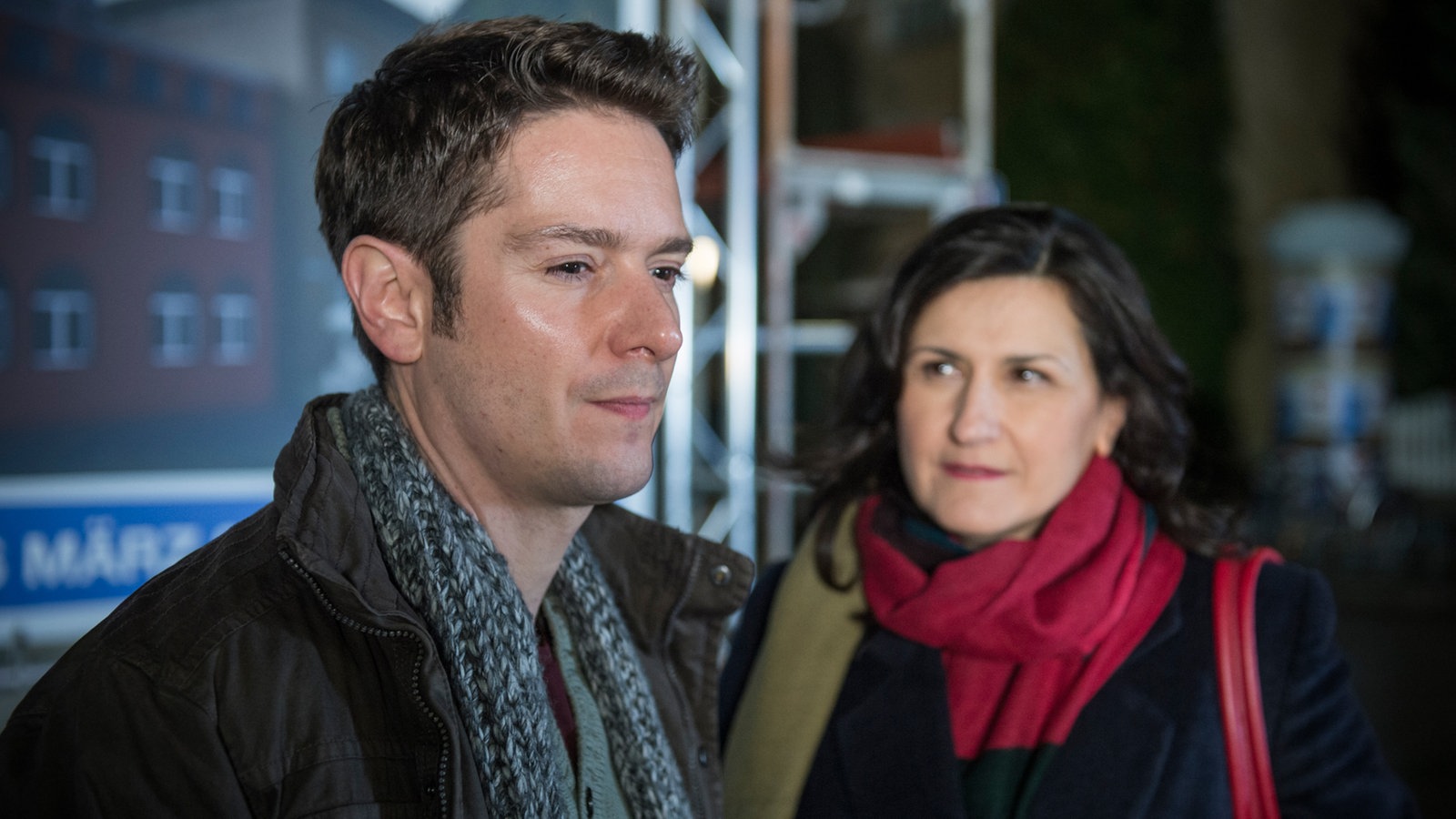 Suna und Timo reden
