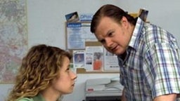 Unter Kollegen: Nina (Jacqueline Svilarov) und Wöhrl (Michael A. Grimm) sind ein gutes Team.