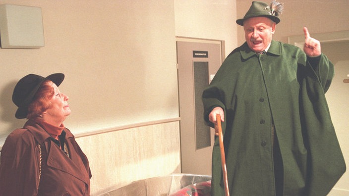 Wittich (Martin Rickelt) und Amélie (Anna Teluren) haben sich mal wieder in den Haaren.