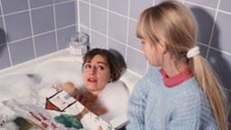 Zwischen Hass und Liebe: Dagmar (Tatjana Blacher, links) und Tochter Lisa (Sontje Peplow).