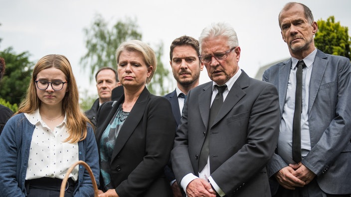 Lindenstraße-Folge 1686 Gute Reise, Hans