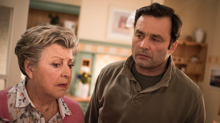 Lindenstraße-Folge 1673 Hinter dem Rücken