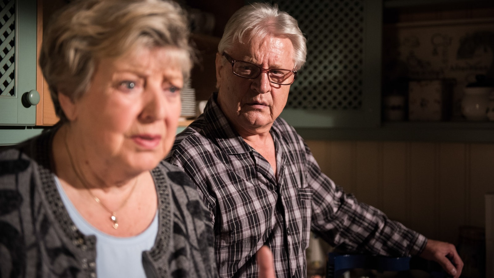 Lindenstraße-Folge 1607 "Masken ab"