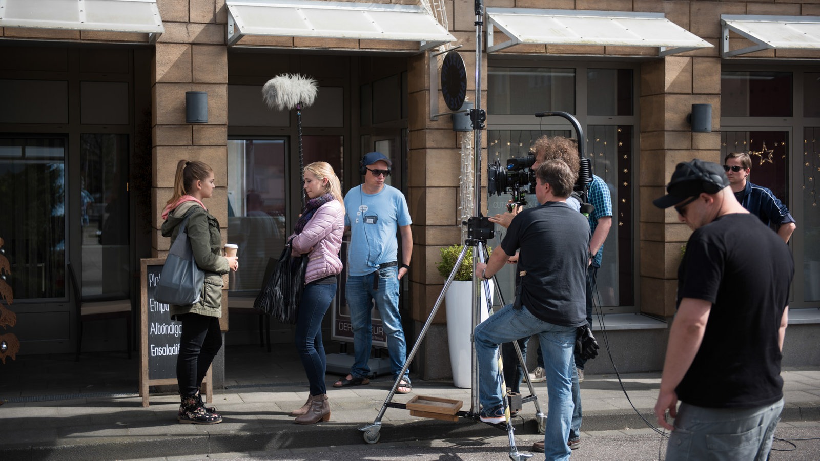 Lindenstraße-Folge 1607 "Masken ab"